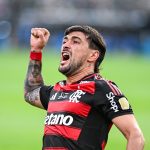 2 a 0, contra Cusco, na altitude . O Rubro-Negro ainda anota tr&ecirc;s triunfos