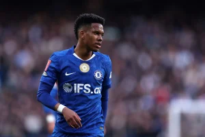 Foto colorida de Estêvão, do Chelsea - Metrópoles