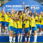 1 a 0 . Com isso, a equipe verde e amarela terminou invicta o torneio , depois d