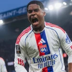 Foto colorida de Endrick - Metrópoles