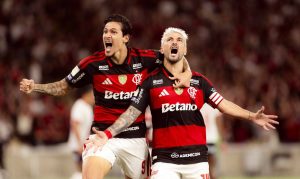 4 a 1 na Copa Libertadores. Com dois gols de Pedro, Flamengo vence Fluminense pe