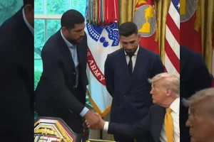 Foto colorida de Donald Trump e Poatan - Metrópoles