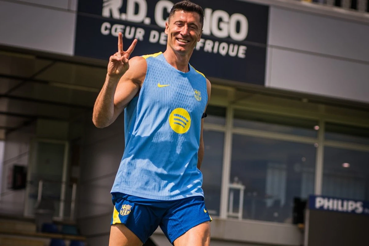 Imagem colorida de Robert Lewandowski