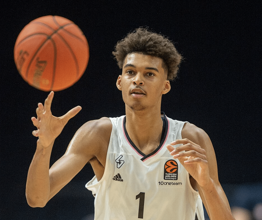 as, de Santo Antonio, na melhor de sete da NBA. As duas vitórias dos Knicks fora